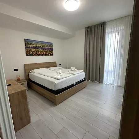 Cavour Center * ברדולינו