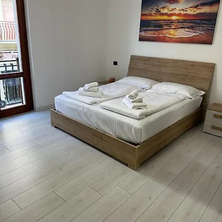 Cavour Center Apartmán Bardolino