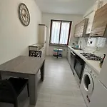 شقة Cavour Center