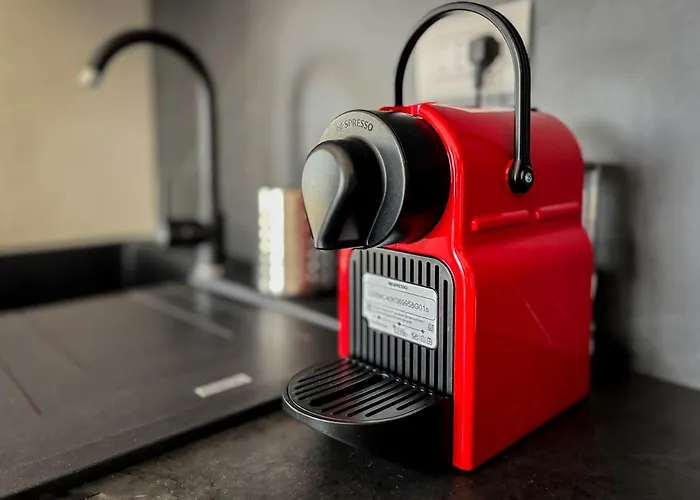 Cavour Center * Бардоліно